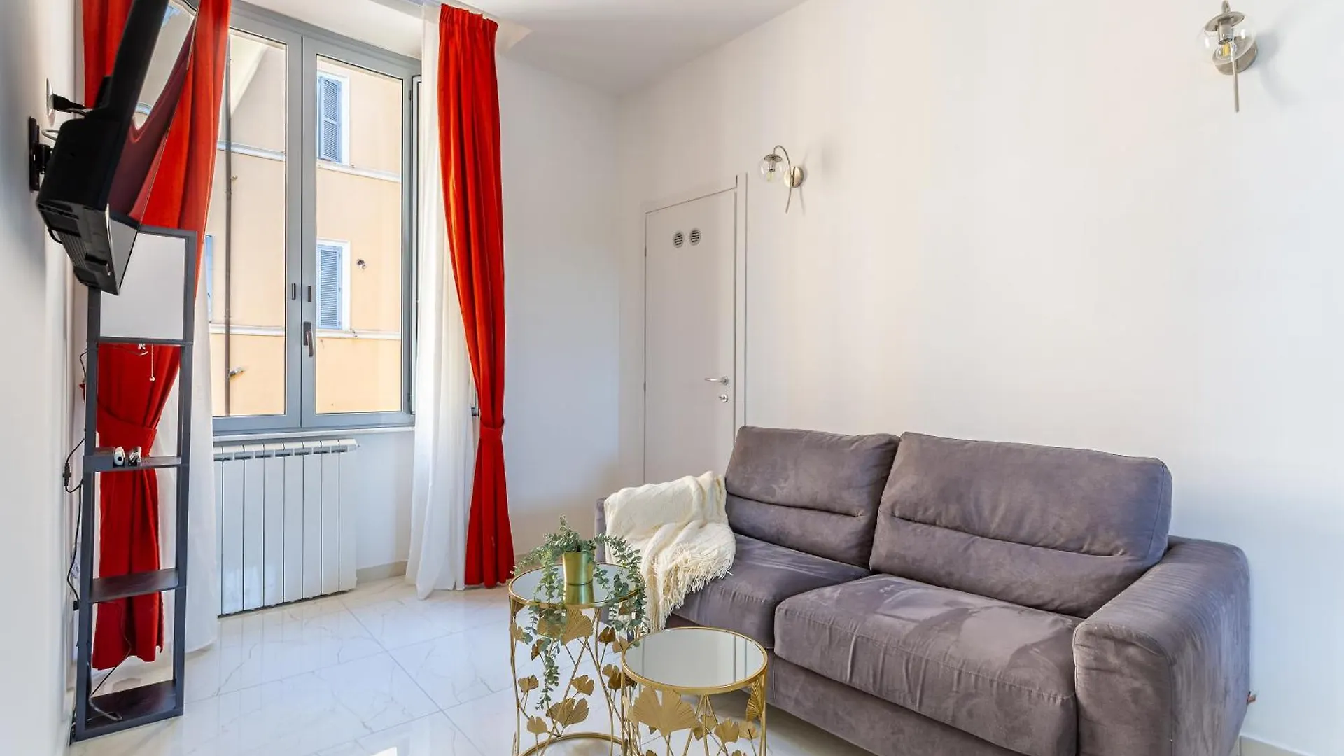 Apartment Iflat Monti Brand New Spacious & Comfortable Gem Rome Italy